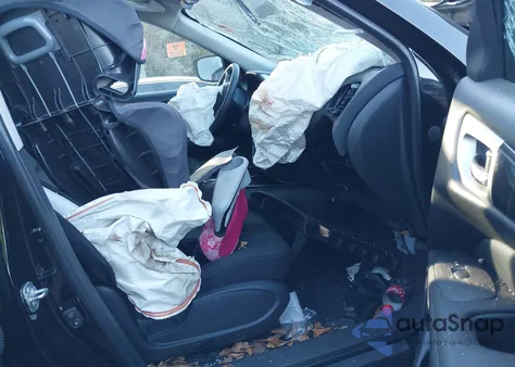 2020 Nissan Pathfinder S 4Wd from USA, damaged, VIN 5N1DR2AM7LC608651